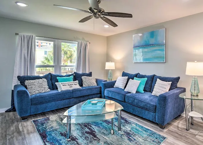Holiday home - Walk To & Restaurants! *